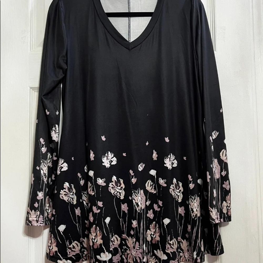 Size large womens long sleeve tunic